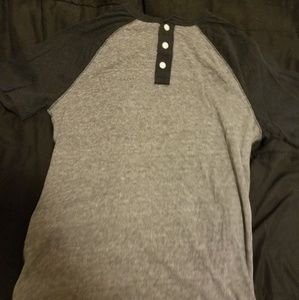Button T Shirt